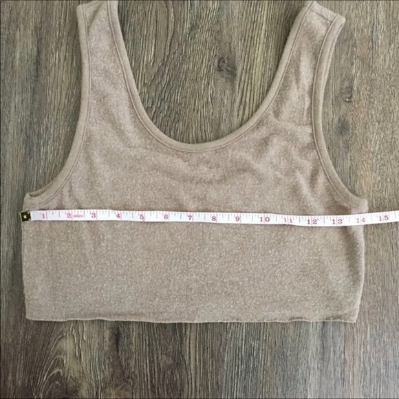 Alo luxe Chance crop tank - Picture 6 of 7